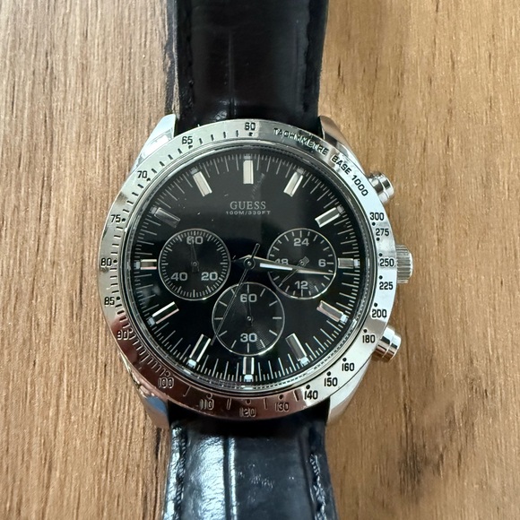 Guess Watch - Picture 2 of 3
